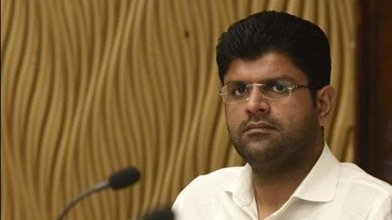 Haryana deputy chief minister Dushyant Chautala warned those hoarding essential commodities and selling them at prices higher than the set price in the midst of the pandemic. (HT Photo) Haryana deputy chief minister Dushyant Chautala warned those hoarding essential commodities and selling them at prices higher than the set price in the midst of the pandemic. (HT Photo)
