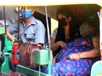 A Covid-19 patient waiting in an autorickshaw outside the Lok Nayak Jai Prakash (LNJP) hospital in New Delhi, India, on Monday, April 26, 2021. (Photo by Raj K Raj/ Hindustan Times) A Covid-19 patient waiting in an autorickshaw outside the Lok Nayak Jai Prakash (LNJP) hospital in New Delhi, India, on Monday, April 26, 2021. (Photo by Raj K Raj/ Hindustan Times)