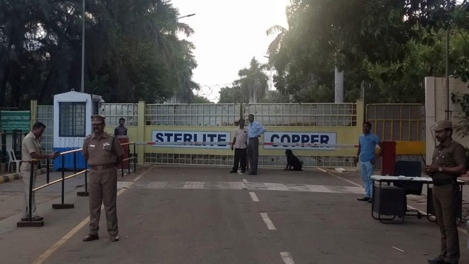 Tamil Nadu allows Vedanta to temporarily reopen, company opposes operation of oxygen plant by govt