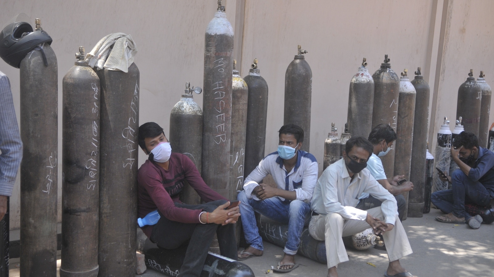 More offers of oxygen support come in amid Covid-19 challenge in Uttar ...