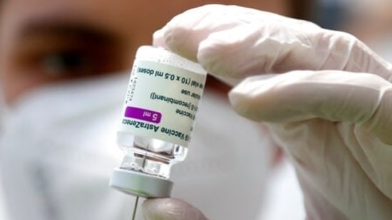 AstraZeneca’s contract with the EU foresaw an initial 300 million doses for distribution among member countries, with an option for a further 100 million.(AP file photo) AstraZeneca’s contract with the EU foresaw an initial 300 million doses for distribution among member countries, with an option for a further 100 million.(AP file photo)