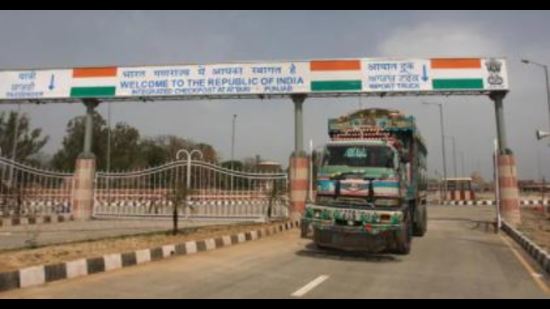 Virus surge brings import from Afghanistan via Attari border to a halt
