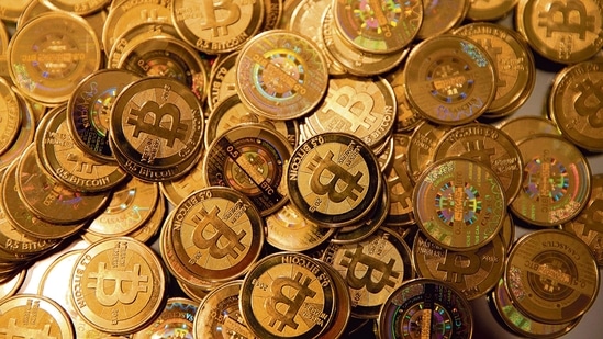 Bitcoin rose as much as 9.1% to $52,518 and was trading around $52,000 as of 10:22 a.m. in Hong Kong.(Bloomberg File Photo )
