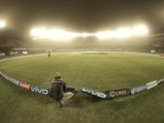 A sudden sandstorm delays DC's chase against RCB