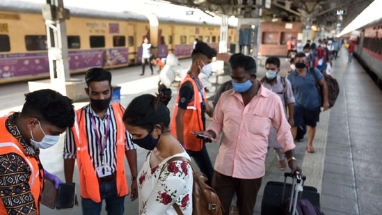 Only personnel engaged in essential services are encouraged to travel in local trains and metro, that too with a valid identity proof.(Satish Bate/HT Photo)