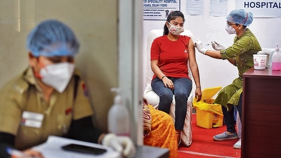 Covid-19 vaccination for all adults above 18 to begin in a liberalised and accelerated Phase 3 strategy from May 1. (Photo: Raj K Raj/HT PHOTO) Covid-19 vaccination for all adults above 18 to begin in a liberalised and accelerated Phase 3 strategy from May 1. (Photo: Raj K Raj/HT PHOTO)