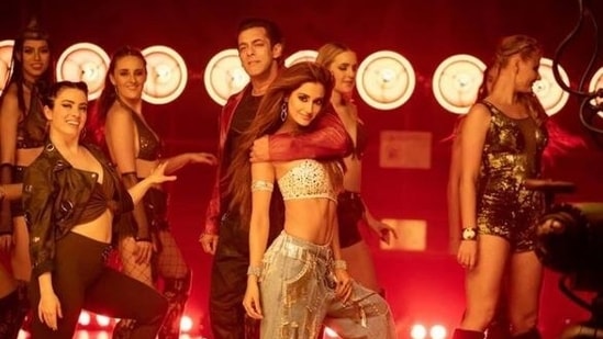 Disha Patani and Salman Khan in Seeti Maar song.