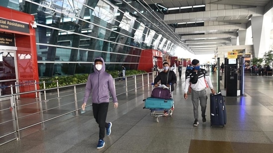 Australia suspends all direct passenger flights from India until May 15 Australia suspends all direct passenger flights from India until May 15
