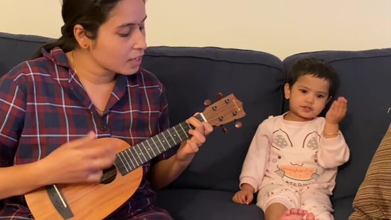 The image shows Anjana Madathil with her daughter.(Facebook/@Anjana Madathil) The image shows Anjana Madathil with her daughter.(Facebook/@Anjana Madathil)