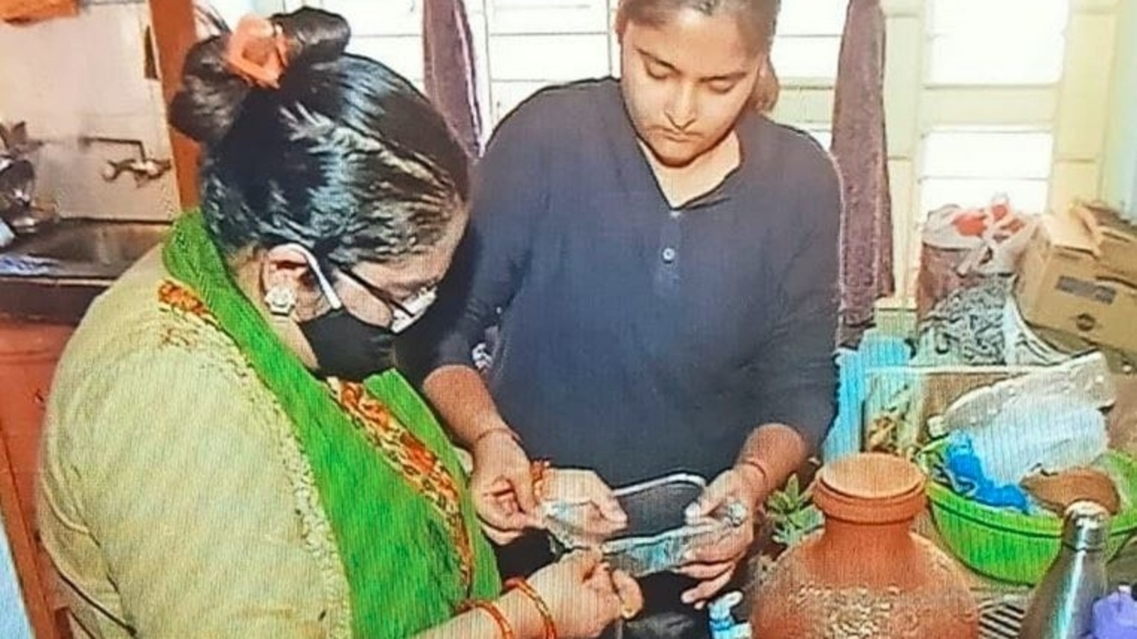 Patna residents helping Covid19 patients and senior citizens