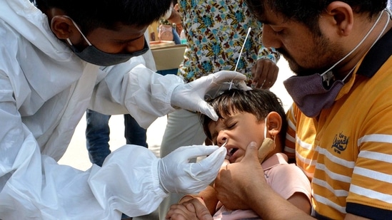 Karnataka reported 31,830 new cases of Covid-19 and 180 fatalities on Tuesday. (ANI Photo) Karnataka reported 31,830 new cases of Covid-19 and 180 fatalities on Tuesday. (ANI Photo)