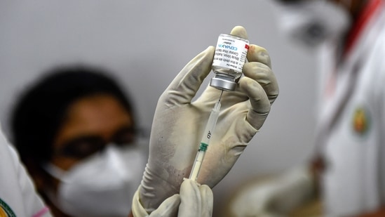 Chennai: A medic prepares to administer a dose of COVID-19 vaccine at the Government Omandurar Medical College and Hospital, in Chennai, Wednesday, April 28, 2021. (PTI) Chennai: A medic prepares to administer a dose of COVID-19 vaccine at the Government Omandurar Medical College and Hospital, in Chennai, Wednesday, April 28, 2021. (PTI)