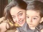 Mahhi Vij with daughter Tara.