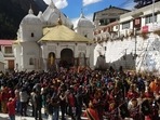 The state government is not in favour of calling off the yatra, although it is worried about the backlash if it goes ahead, especially after its experience with the Mahakumbh.