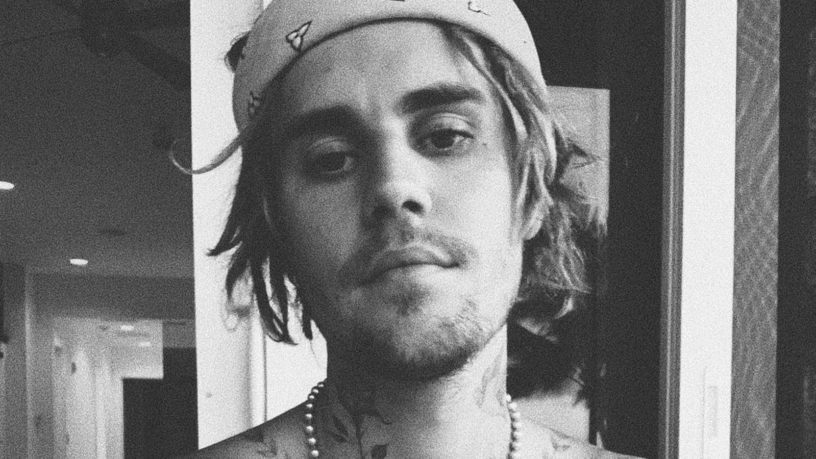 Justin Bieber sticks with dreadlocks despite criticism