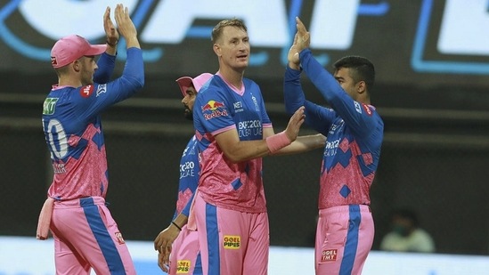 Rajasthan Royals players in an IPL 2021 match(PTI)