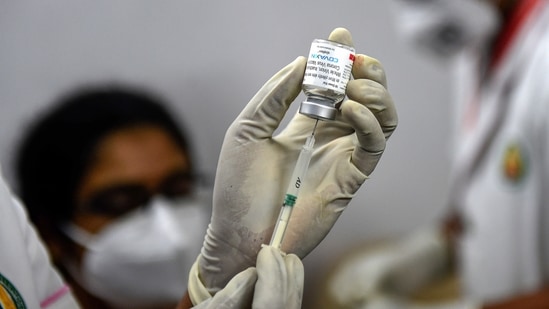 The petition questioned the difference in pricing for the Centre and the states. Both vaccine makers sold their doses to the Centre at ₹150 a shot. (PTI) The petition questioned the difference in pricing for the Centre and the states. Both vaccine makers sold their doses to the Centre at ₹150 a shot. (PTI)