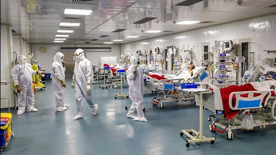 Army Institute of Cardio Thoracic Sciences (AICTS) in Pune undertakes critical Covid -19 care for armed forces, police and civil persons. Pune district faced a severe shortage of ventilator beds on Wednesday as it had only three vacant ventilator beds and the city zero, as per the Covid dashboard. (PTI (FOR REPRESENTATIONAL PURPOSE ONLY)) Army Institute of Cardio Thoracic Sciences (AICTS) in Pune undertakes critical Covid -19 care for armed forces, police and civil persons. Pune district faced a severe shortage of ventilator beds on Wednesday as it had only three vacant ventilator beds and the city zero, as per the Covid dashboard. (PTI (FOR REPRESENTATIONAL PURPOSE ONLY))