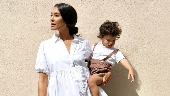 In the many posts, Lisa's younger son Leo can be seen clinging to his mother, about whom Lisa wrote, "This dress has fit from non pregnant life, till now, almost 9months pregnant and beyond."(Instagram)