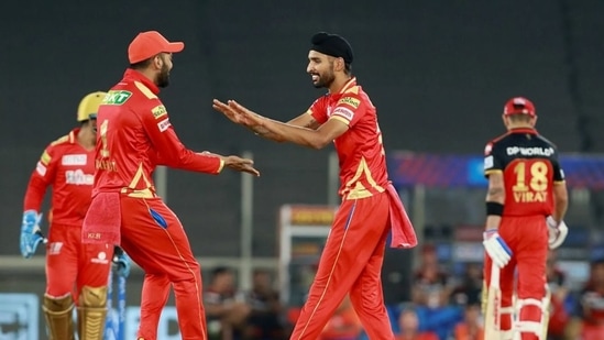 Harpreet Brar turned the game around dismissing Virat Kohli, Glenn Maxwell and AB de Villiers.(IPL)
