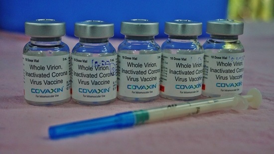 Registration of eligible persons aged above 18 has been opened on CoWIN portal but vaccination will not start in Haryana from May 1 as they are yet to receive the vaccine doses. (HT PHOTO) Registration of eligible persons aged above 18 has been opened on CoWIN portal but vaccination will not start in Haryana from May 1 as they are yet to receive the vaccine doses. (HT PHOTO)