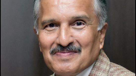 Group Captain DP Apte (retd) served as engineer-manager-leader in the India Air Force (IAF) for 25 years. (HT) Group Captain DP Apte (retd) served as engineer-manager-leader in the India Air Force (IAF) for 25 years. (HT)