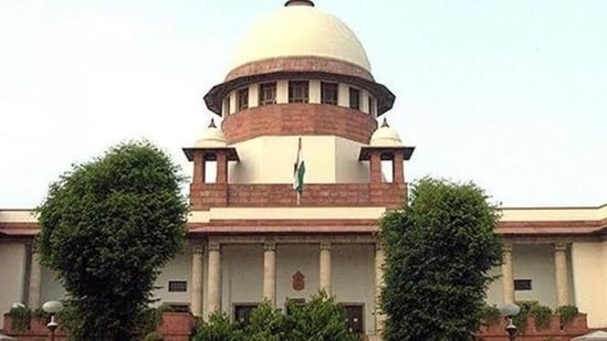 The Supreme Court on Friday said it will treat action by states against people’s appeals on social media as ‘contempt of court’.(HT file)
