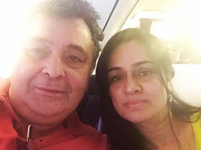 Padmini Kolhapure’s last selfie with Rishi Kapoor Padmini Kolhapure’s last selfie with Rishi Kapoor