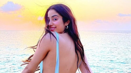 Janhvi Kapoor in the Maldives (Instagram) Janhvi Kapoor in the Maldives (Instagram)