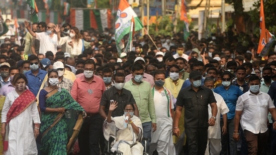 According to the officials, over a 100 FIRs have also been registered for Covid norms’ violations during poll events in West Bengal since April 21. (Photo by Samir Jana/Hindustan Times)(Samir Jana/HT Photo) According to the officials, over a 100 FIRs have also been registered for Covid norms’ violations during poll events in West Bengal since April 21. (Photo by Samir Jana/Hindustan Times)(Samir Jana/HT Photo)