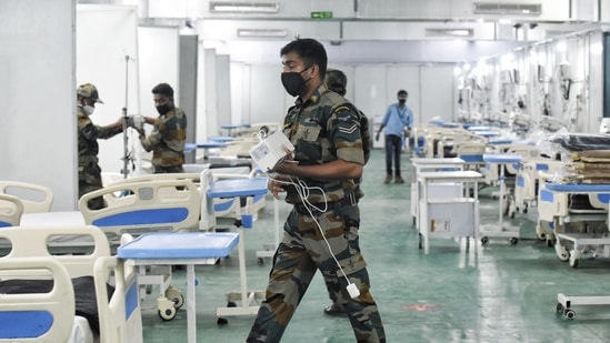 Defence public sector undertakings are procuring 28 oxygen generating plants and other medical equipment worth <span class='webrupee'>₹</span>40 crore under their corporate social responsibility scheme to support several hospitals. (ANI Photo/Shrikant Singh) Defence public sector undertakings are procuring 28 oxygen generating plants and other medical equipment worth <span class='webrupee'>₹</span>40 crore under their corporate social responsibility scheme to support several hospitals. (ANI Photo/Shrikant Singh)