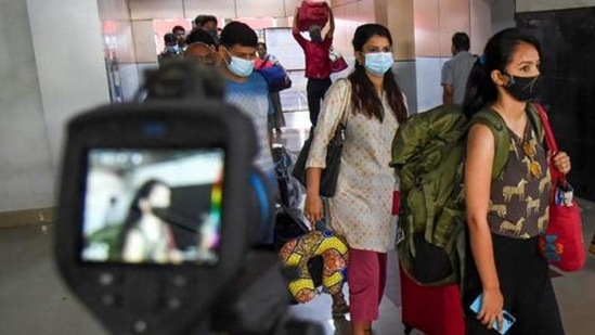 The passengers are required to pre-pay for their stay during the quarantine period.(File photo)