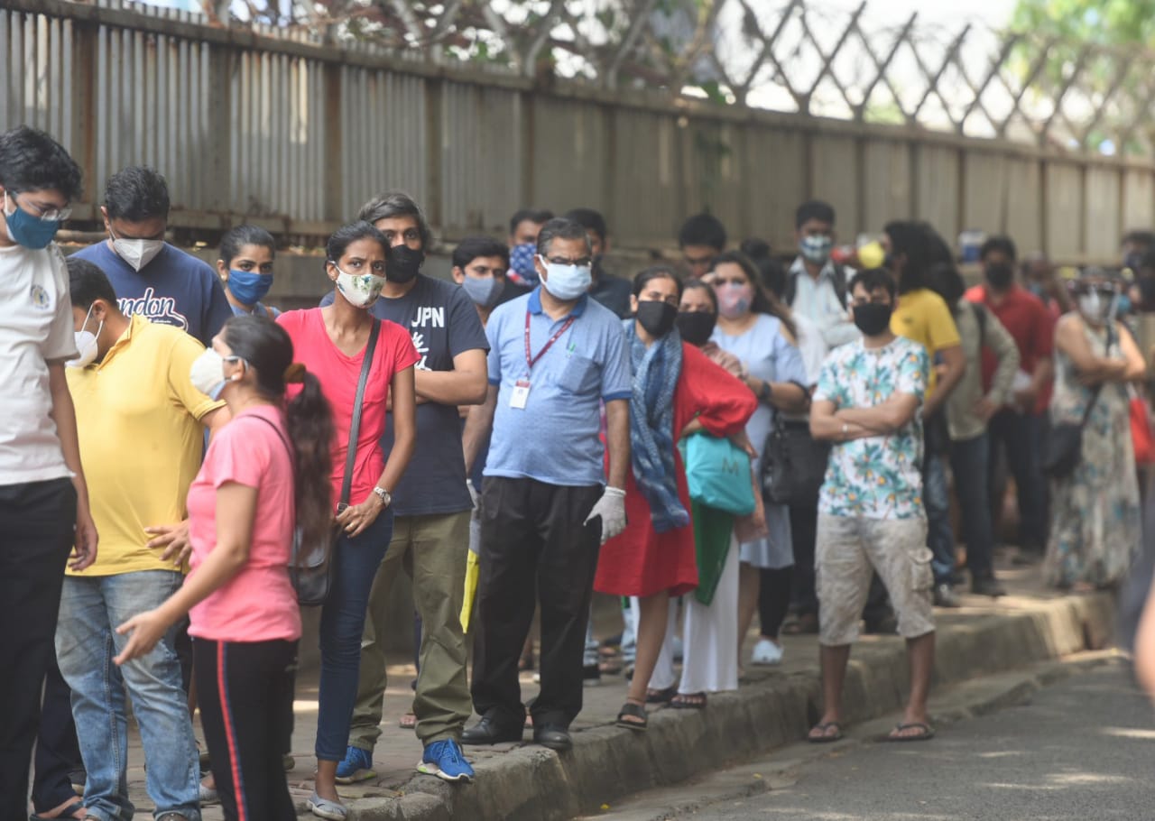 People in 18-44 age group waiting to get Covid-19 vaccine at Seven Hills Hospital in Andheri (Ht Photo/Satish Bate) People in 18-44 age group waiting to get Covid-19 vaccine at Seven Hills Hospital in Andheri (Ht Photo/Satish Bate)