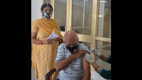 As many as 92 people received the Covid vaccine in Panchkula on Sunday. (HT File)