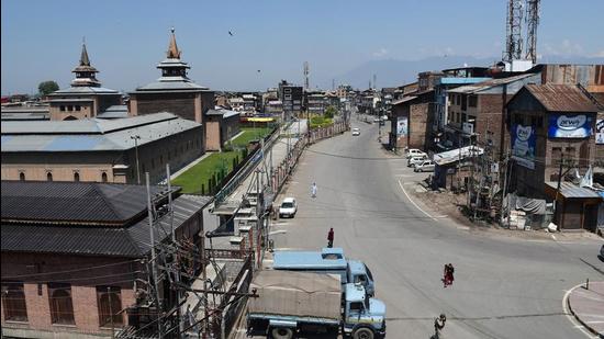 Jammu and Kashmir: A view of a deserted street after authorities imposed an 84-hour lockdown in 11 out of 20 districts of the Union Territory. Jammu and Kashmir: A view of a deserted street after authorities imposed an 84-hour lockdown in 11 out of 20 districts of the Union Territory.