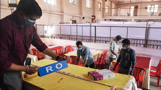 Kochi: Preparation underway on the eve of counting day of Kerala Assembly Polls, in Kochi, Saturday, May 1, 2021. (PTI Photo)(PTI05_01_2021_000151A) (PTI) Kochi: Preparation underway on the eve of counting day of Kerala Assembly Polls, in Kochi, Saturday, May 1, 2021. (PTI Photo)(PTI05_01_2021_000151A) (PTI)