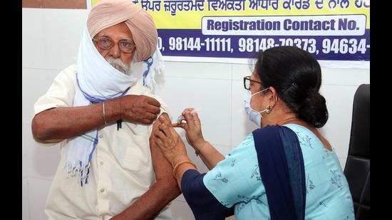 Highest single-day spike of 157 deaths, 7,327 infections in state Highest single-day spike of 157 deaths, 7,327 infections in state