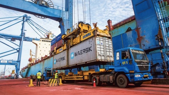 Merchandise exports rose at a record 197% to $30.21 billion in April, while merchandise imports increased 166% to $45.45 billion. Merchandise exports rose at a record 197% to $30.21 billion in April, while merchandise imports increased 166% to $45.45 billion.