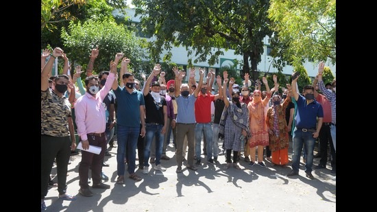 Parents of students at KBDAV School, Sector 7, Chandigarh, have already held two protests this month seeking waiver of annual charges. (HT File) Parents of students at KBDAV School, Sector 7, Chandigarh, have already held two protests this month seeking waiver of annual charges. (HT File)