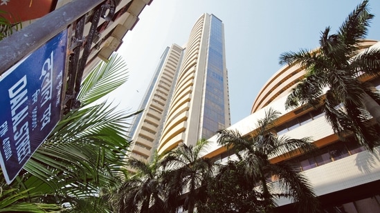 Election result shadows markets as Sensex tumbles 607.32 points to 48,175.04 in weak opening session; Nifty tanks 152.45 points to 14,478.65.(File photo) Election result shadows markets as Sensex tumbles 607.32 points to 48,175.04 in weak opening session; Nifty tanks 152.45 points to 14,478.65.(File photo)