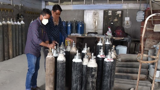 The BMC said the the supply of liquid medical oxygen (LMO) should be as per the quota fixed for a particular region. (File photo. Representative image) The BMC said the the supply of liquid medical oxygen (LMO) should be as per the quota fixed for a particular region. (File photo. Representative image)