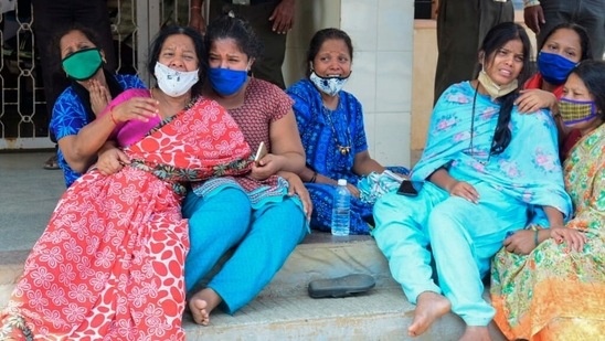 Relatives and others were seen crying and cursing the government outside the hospital in Chamarajanagar, levelling allegations of dereliction of duty. (AP Photo) (AP) Relatives and others were seen crying and cursing the government outside the hospital in Chamarajanagar, levelling allegations of dereliction of duty. (AP Photo) (AP)
