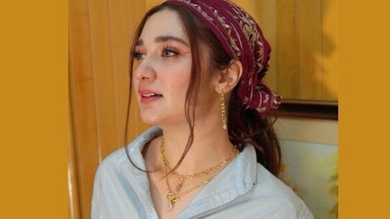 Merium is recognized across borders for her kind nature and her rewarding tutorials. Merium is recognized across borders for her kind nature and her rewarding tutorials.