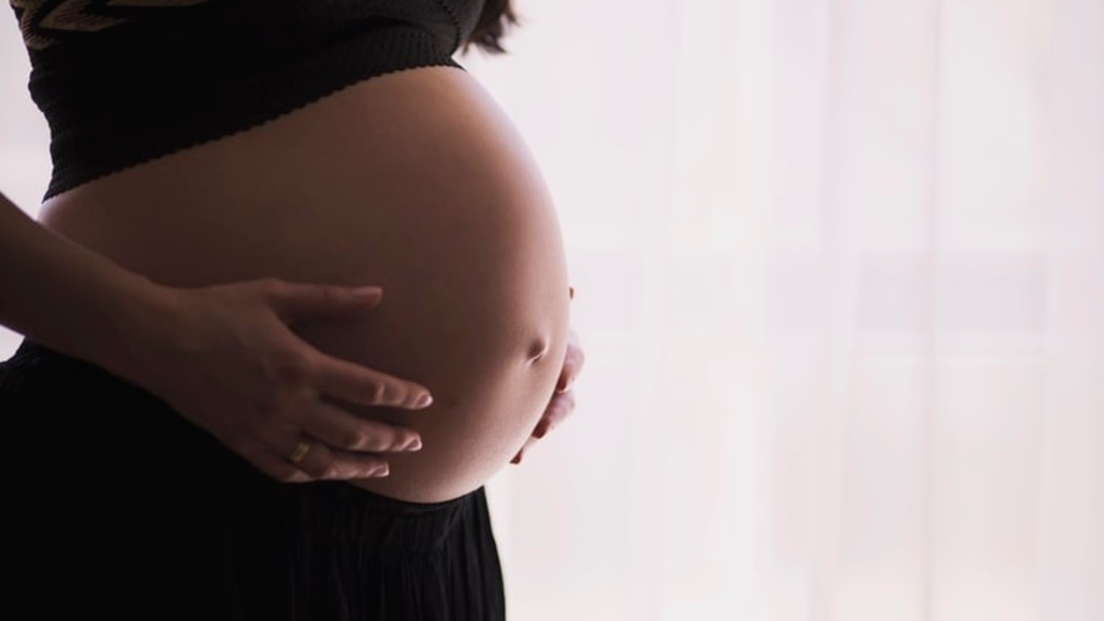 Here’s how a planned Caesarean delivery is safe for low-risk pregnancies: