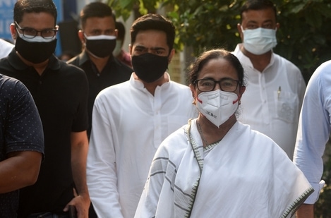 TMC won 213 seats and Bharatiya Janata Party (BJP) 77 in the state polls. (Photo by Samir Jana/Hindustan Times)(Samir Jana/HT Photo)