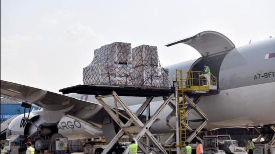 New Delhi, Apr 03 (ANI): An aircraft arrives with Covid-19 coronavirus relief supplies from the UK at the Indira Gandhi International Cargo Terminal, in New Delhi on Monday. (ANI Photo) (ANI) New Delhi, Apr 03 (ANI): An aircraft arrives with Covid-19 coronavirus relief supplies from the UK at the Indira Gandhi International Cargo Terminal, in New Delhi on Monday. (ANI Photo) (ANI)