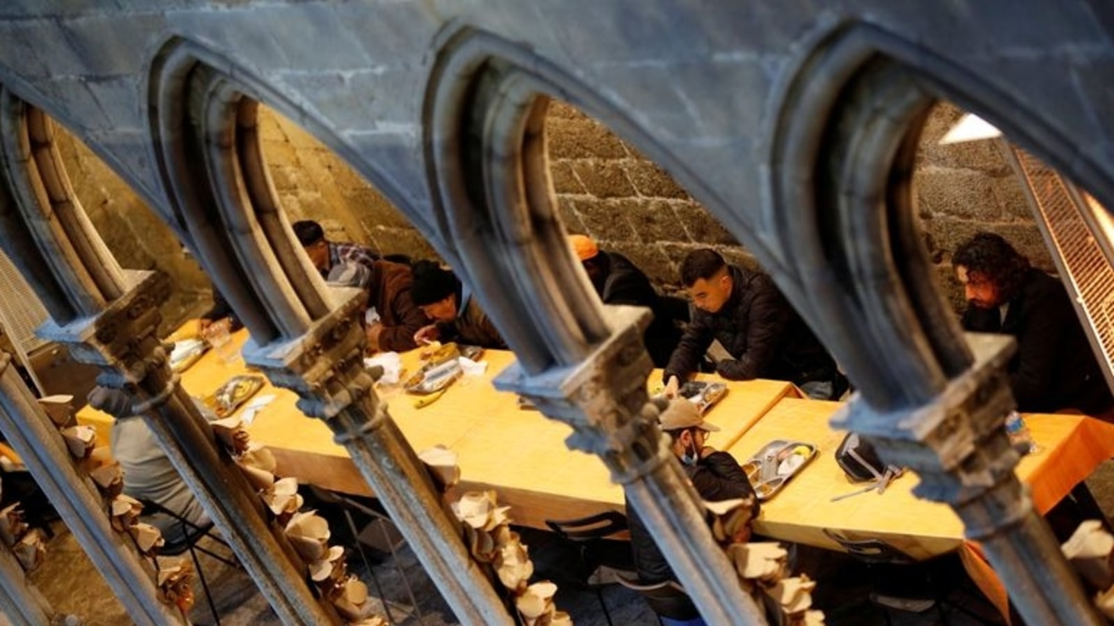 Barcelona church offers open-air space for Ramadan ...
