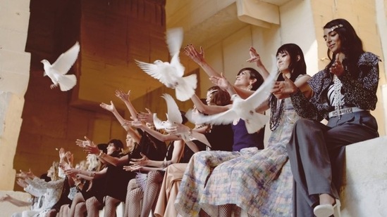 The finale of the CHANEL Cruise 2021/22 show by Virginie Viard at the Carrières de Lumières, a white limestone quarry in the village of Les Baux-de-Provence, in the south of France. (Instagram ) The finale of the CHANEL Cruise 2021/22 show by Virginie Viard at the Carrières de Lumières, a white limestone quarry in the village of Les Baux-de-Provence, in the south of France. (Instagram )