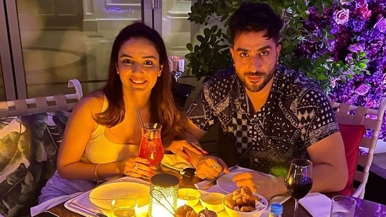 Jasmin Bhasin shares a throwback picture with Aly Goni. 