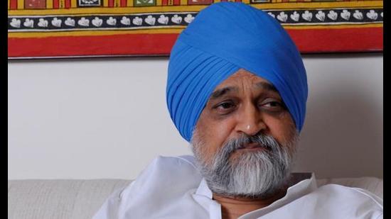 Montek panel to study impact of 2nd Covid wave before submitting report to Punjab govt Montek panel to study impact of 2nd Covid wave before submitting report to Punjab govt